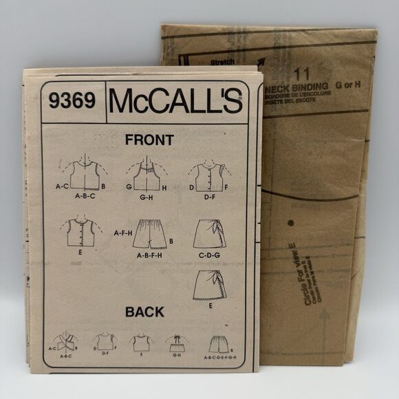 McCall's 9369 Sewing Pattern Vntg Girls Tops, Shorts, Skorts Size 7-8-10 UNCUT - Picture 3 of 3
